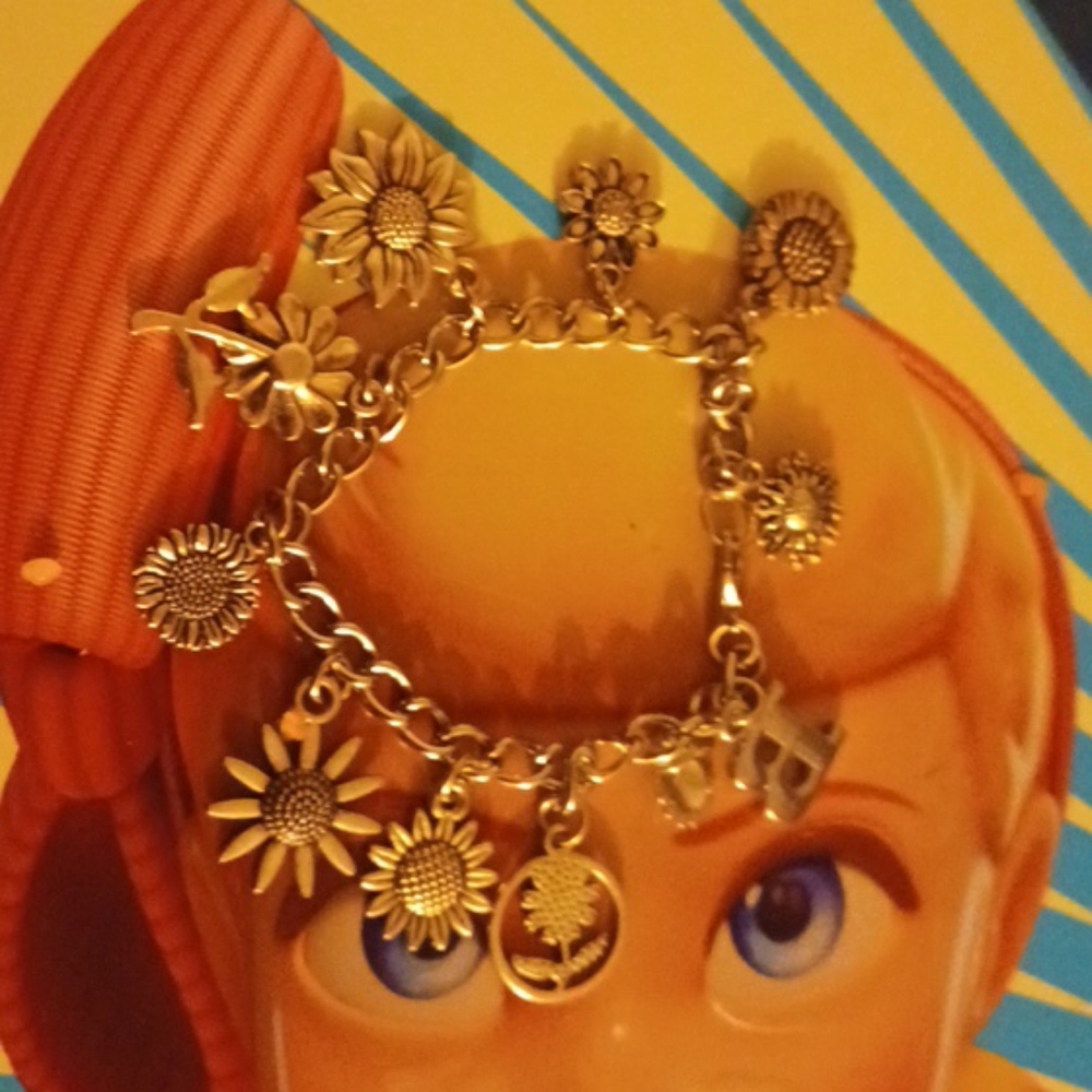 Handmade sunflower bracelet with the letter B